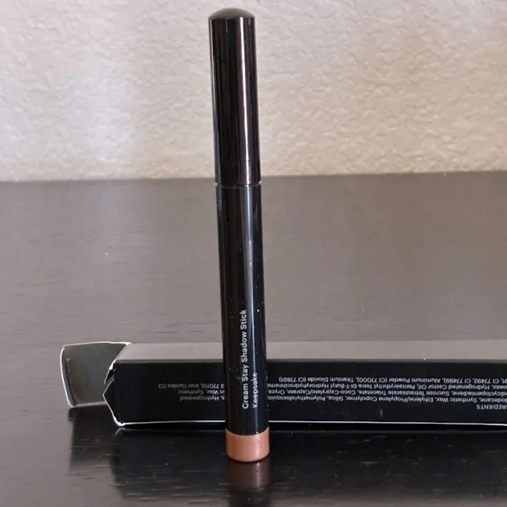 Glo Skin Beauty Cream Stay Shadow Stick (Keepsake) Eyeshadow & Lip Liner